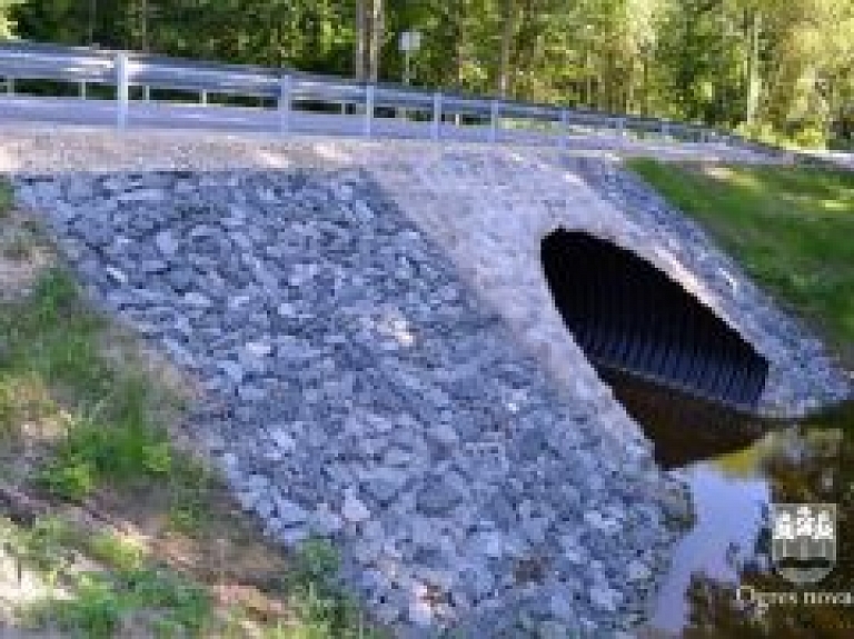 Rekonstruēts tilts pār Rankas upi Ogresgalā