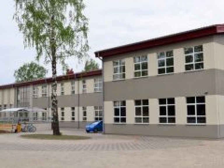 Uzņēmēji plāno sadarbību ar Cēsu profesionālo vidusskolu