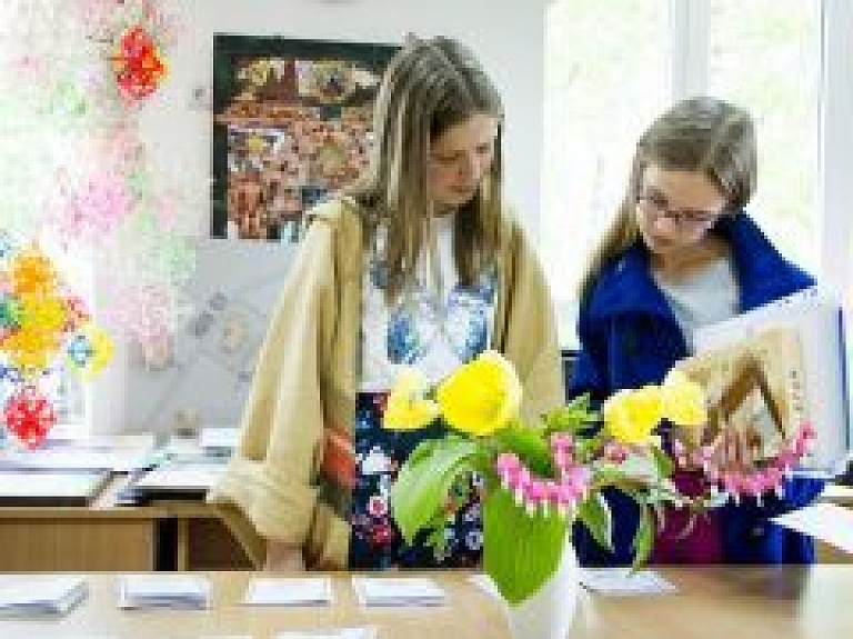 Gulbenes mākslas skola noslēdz mācību gadu