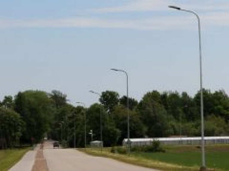 Pilsrundāles un Saulaines ciemos pabeigta apgaismojuma modernizēšana