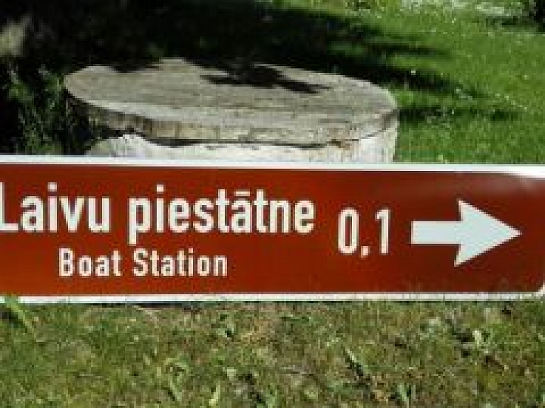 Strenčos uzstādīs jaunas tūrisma norāžu zīmes