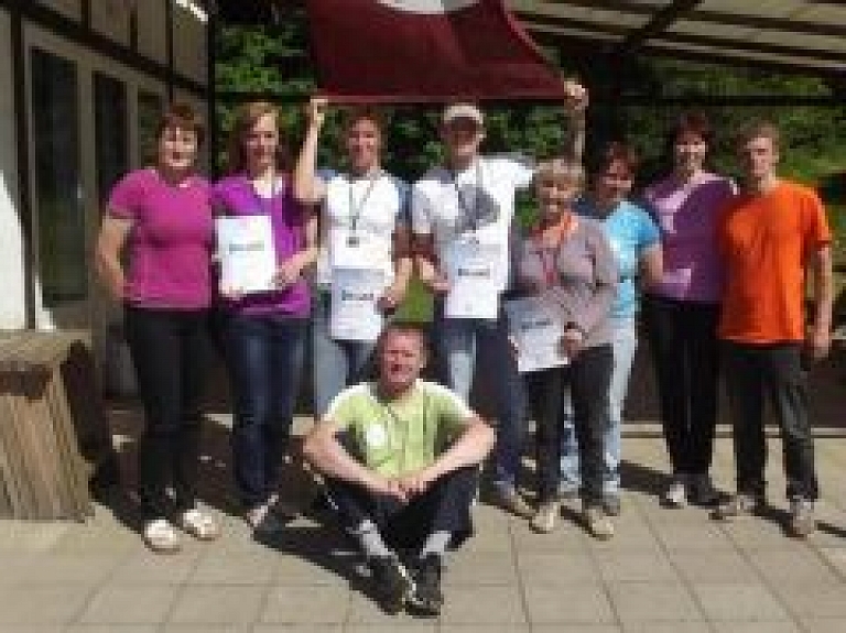 Kocēnu novada orientieristi izcīna 5.vietu Latvijas sporta veterānu savienības sporta spēlēs