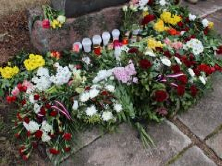 Daugavpilī pieminēs komunistiskā genocīda upurus