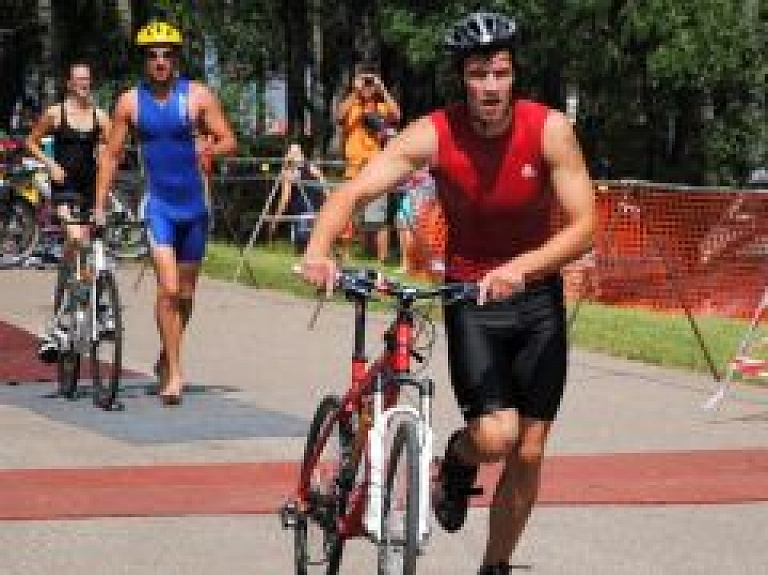 Vaidavā notiks sacensības "SportLat Vaidavas triatlons 2015"