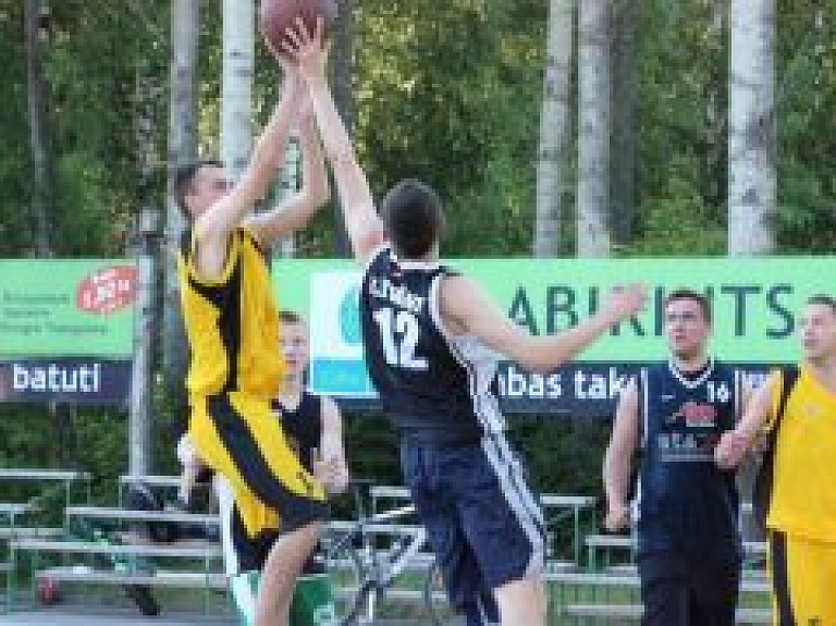Basketbola turnīrs "Vidzemes Vasaras līga" atklāj piekto sezonu