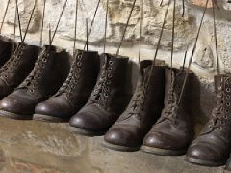 Stūra mājā būs skatāma Lietuvas mākslinieka izstāde "Atmiņu arheoloģija"