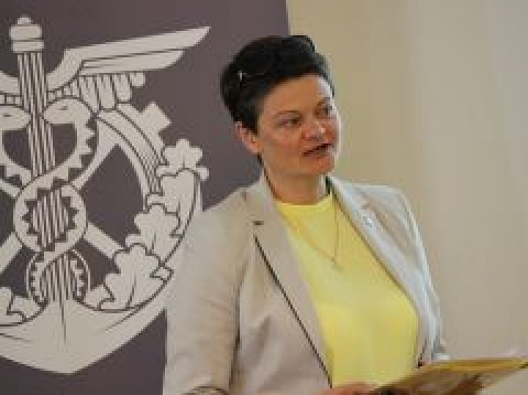 Uzņēmējus Valmierā informē par iespējām jaunajā ES plānošanas periodā