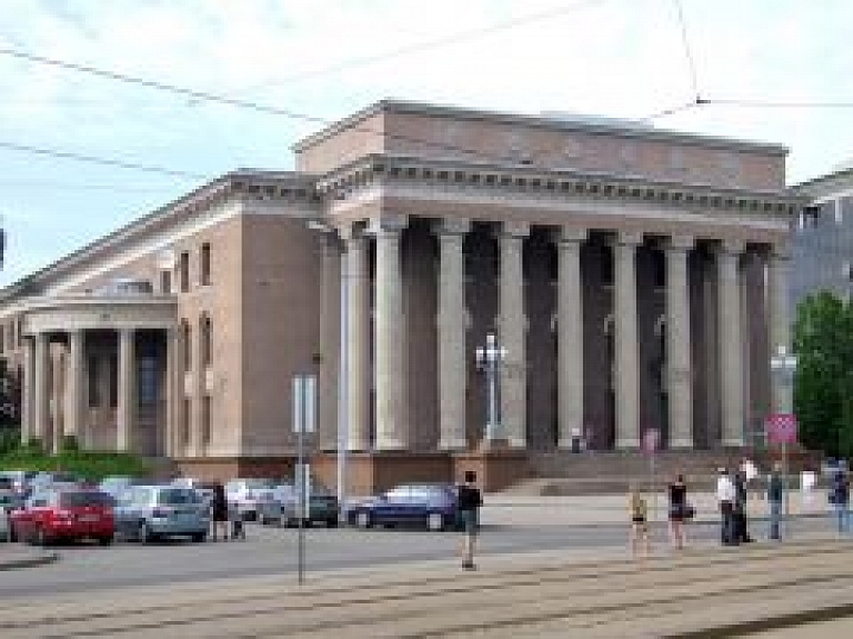 Rīgas dome izsludina konkursu par VEF Kultūras pils rekonstrukciju
