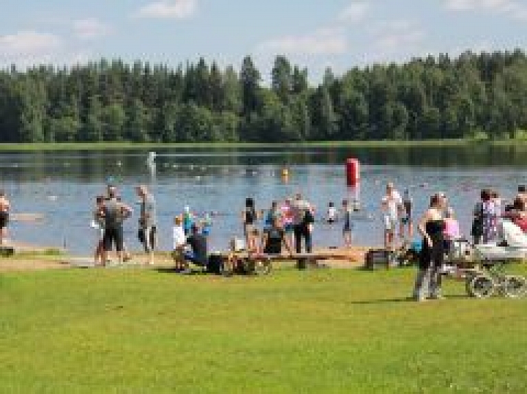 Uzsāk pludmales "Stropu vilnis" labiekārtošanu