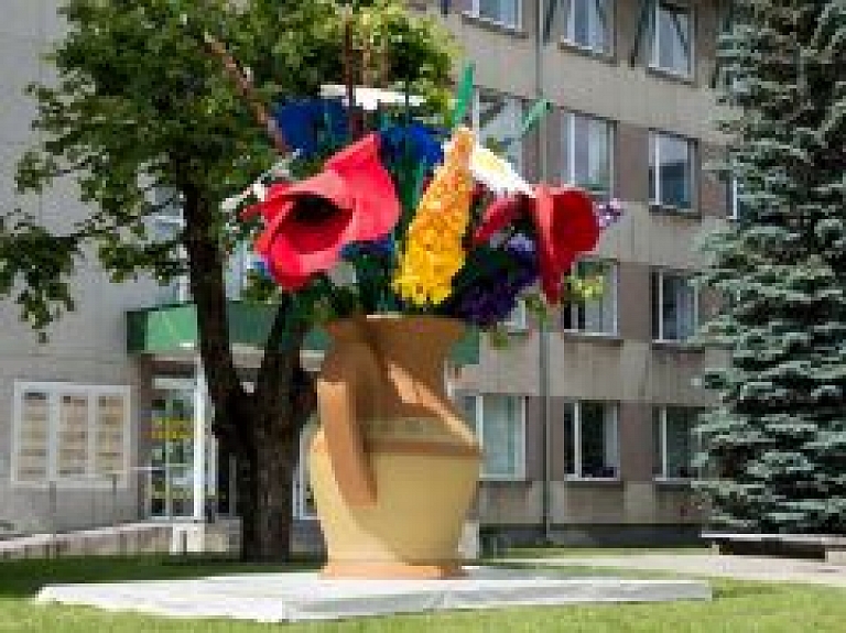 Kuldīga saposusies Jāņiem