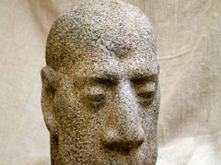 Daugavpils muzejs iepirks Vladimira Ivanova mākslas darbus