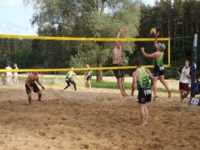 Notiks Ludzas novada atklātais pludmales futbola turnīrs