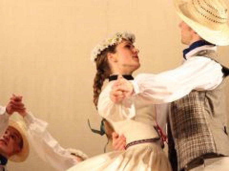 Valkā daudzinās folkloras festivālu "Baltica"