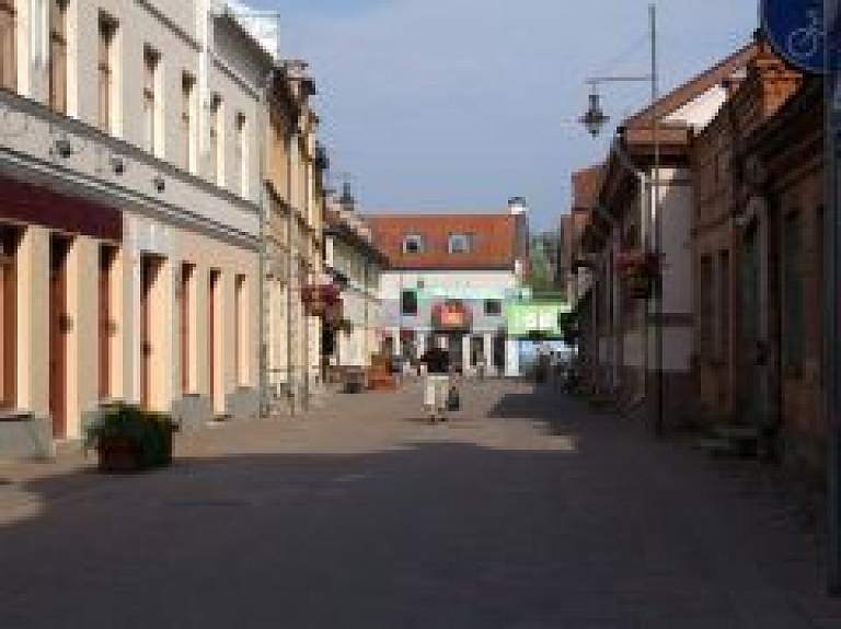 Piešķir papildus naudu konkursam "Darīsim paši 2015"