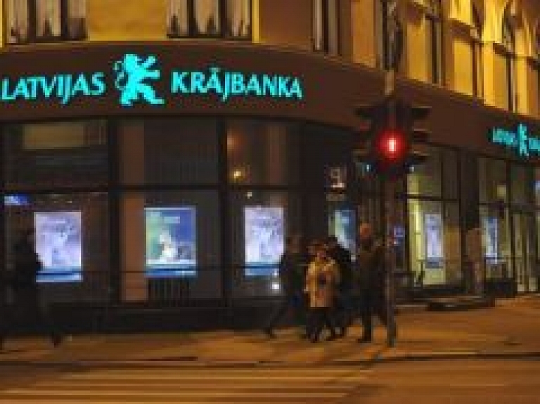 Lielbritānija izdod orderi bijušo "Latvijas Krājbankas" un "Snoras" īpašnieku arestam