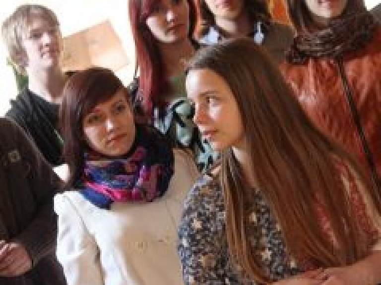 Alojas novada jauniešus aicina piedalīties apmācības programmā