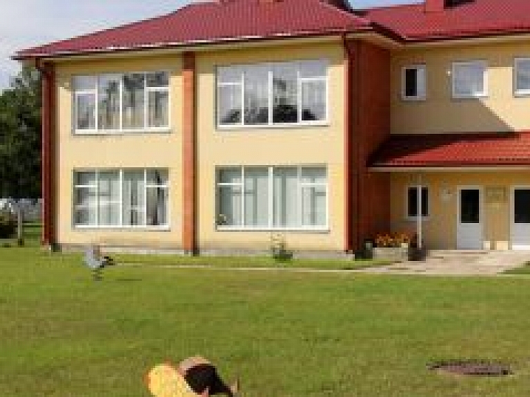 Izsludināta iepirkumu procedūra remontdarbu veikšanai Kocēnu novada domes iestādēs