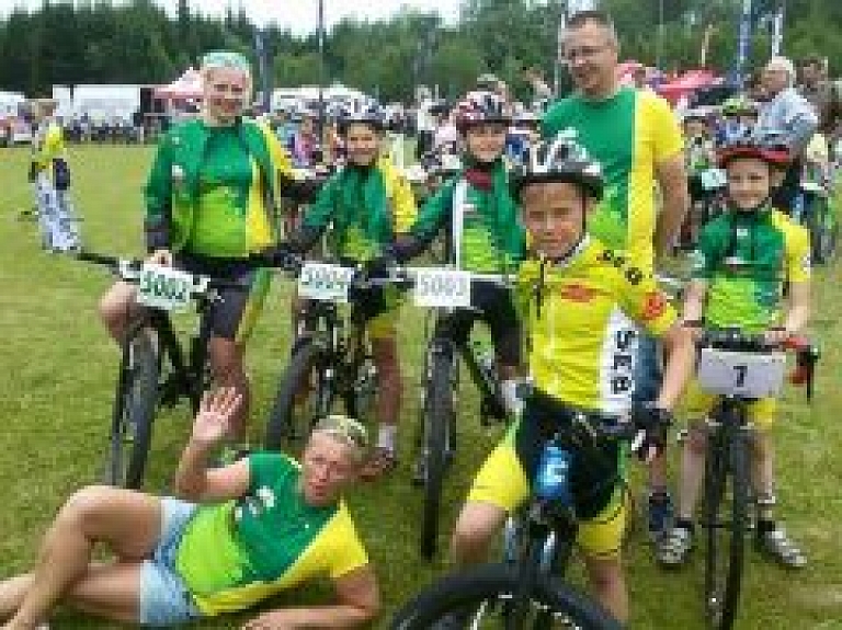 Smiltenes riteņbraucēji aizvadījuši SEB MTB maratona Siguldas posmu