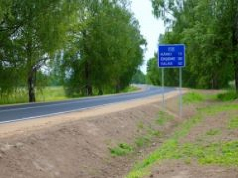 Noslēgušies ceļa remontdarbi autoceļa P 22 Valka-Rūjiena posmā