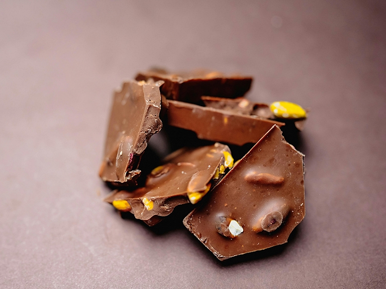 Vai var pagatavot šokolādi mājās?