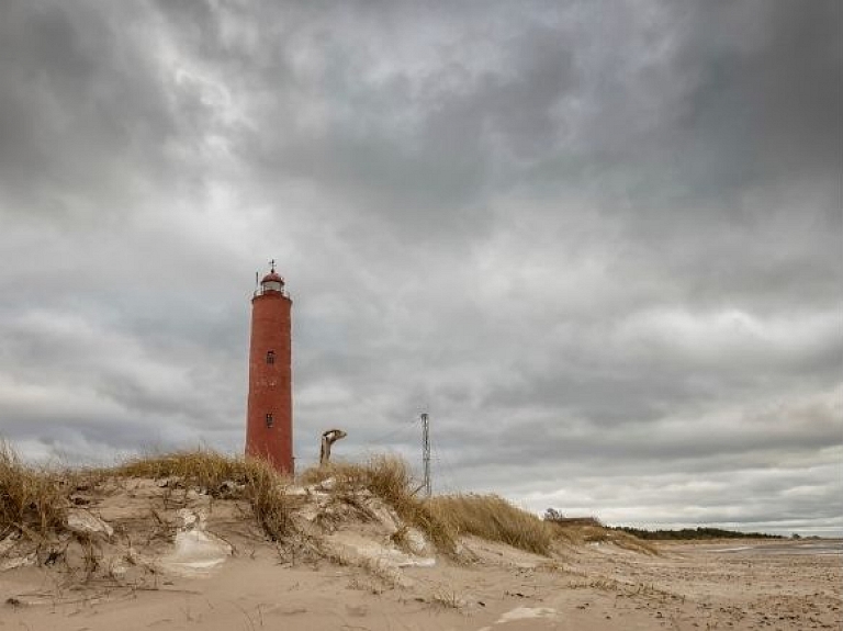 Akmeņraga bāka