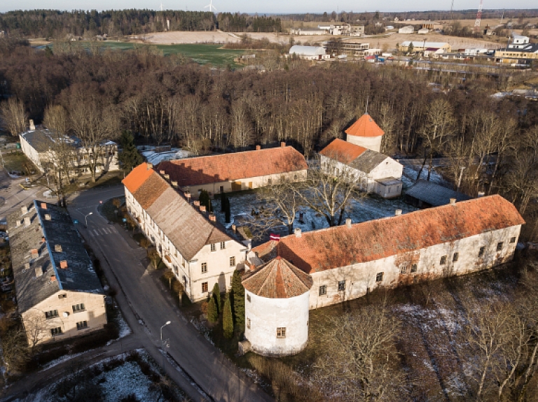 Alsungas Livonijas ordeņa pils 

