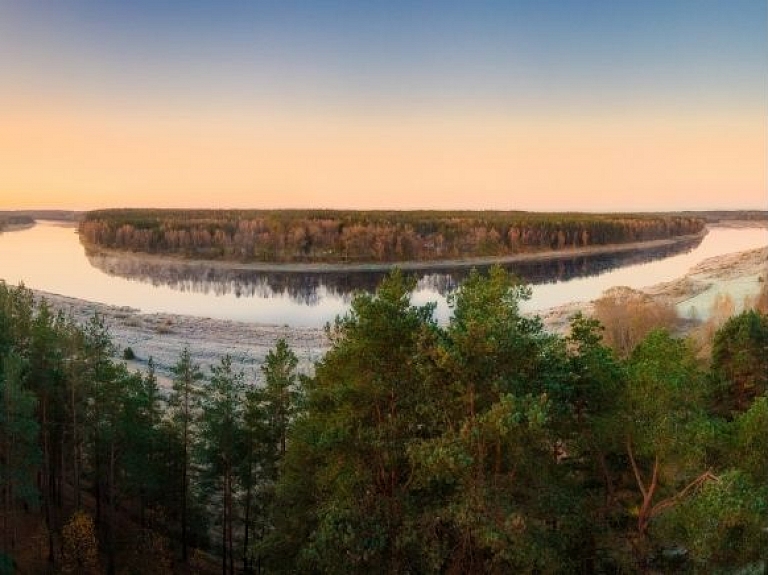 Dabas parks "Daugavas loki"

