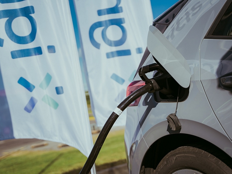 Elektroauto uzlādes stacijas – ieguldījums nākotnē