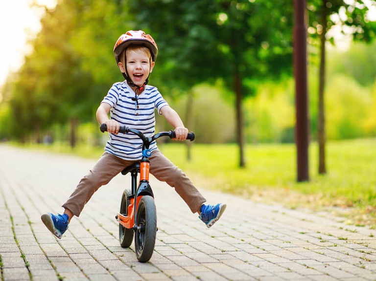 Kas jāņem vērā, pērkot velosipēdu bērnam?