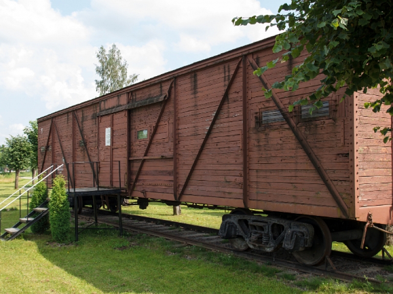 Deportāciju piemiņas vagons-muzejs