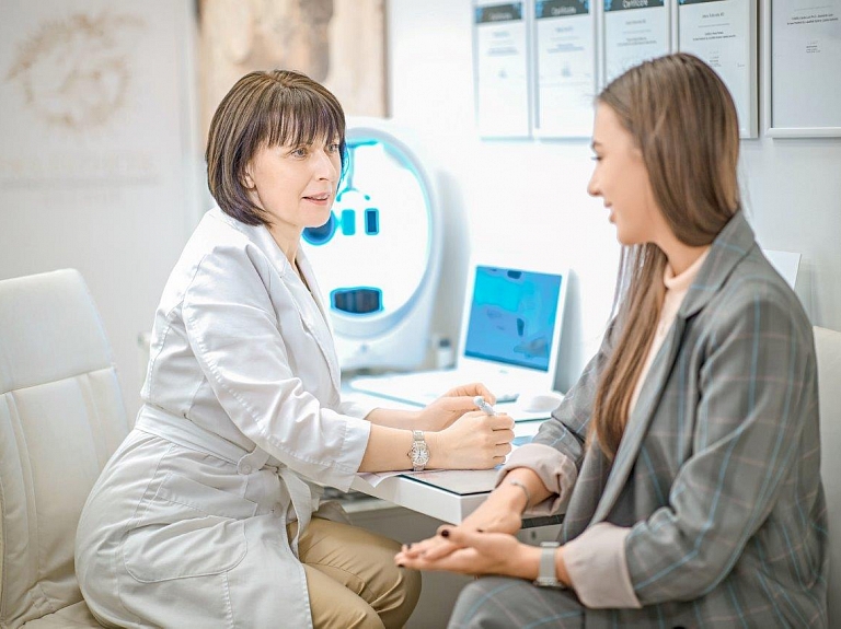 Kāpēc apmeklēt dermatologu pirms vasaras sezonas