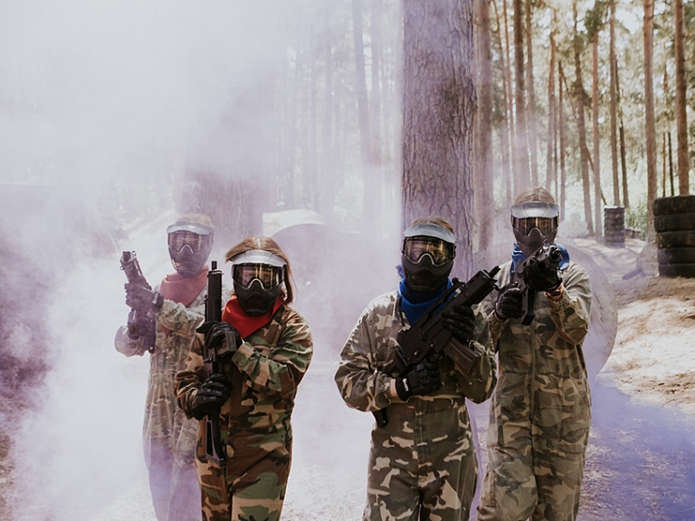 Iesācēja ceļvedis – viss, kas tev jāzina par airsoft