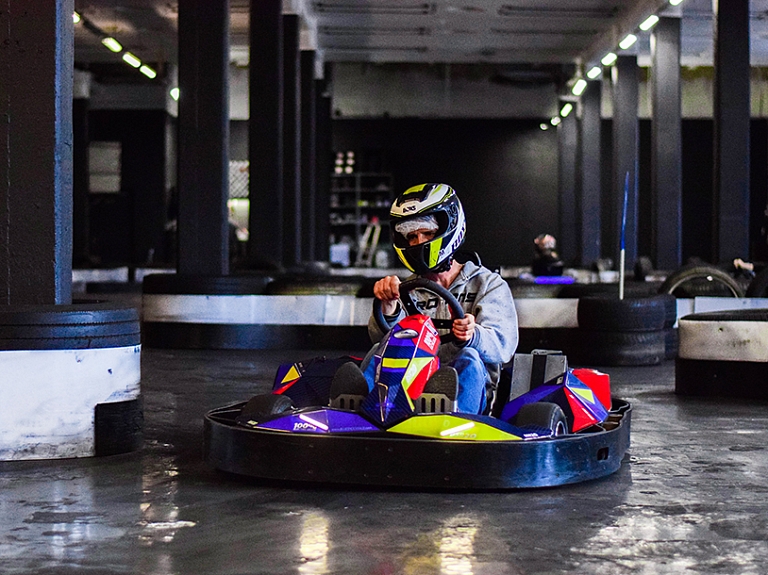 Elektrokartingi vs. tradicionālie kartingi – kuru izvēlēties? 