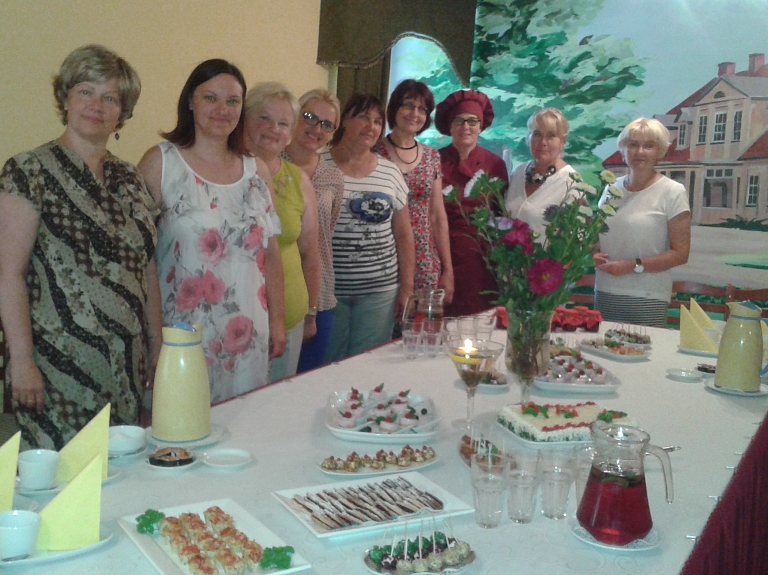 
Smiltenes
novada skolotāji papildina zināšanas "Vasaras skolā 2015"


