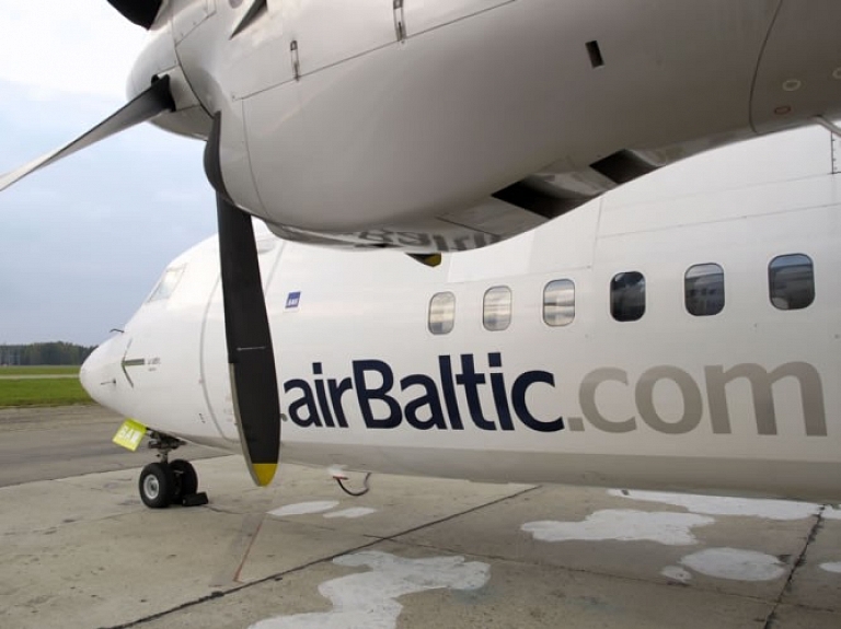 Norvēģijas tiesa reibumā aizturētajai "airBaltic" apkalpei piespriež cietumsodus

