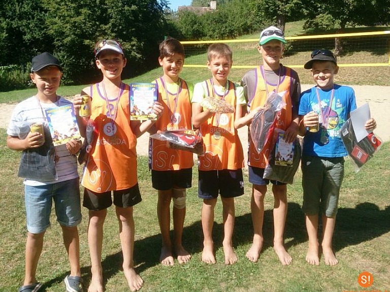 Piektdien Siguldā notiks jaunatnes pludmales volejbola čempionāta fināls

