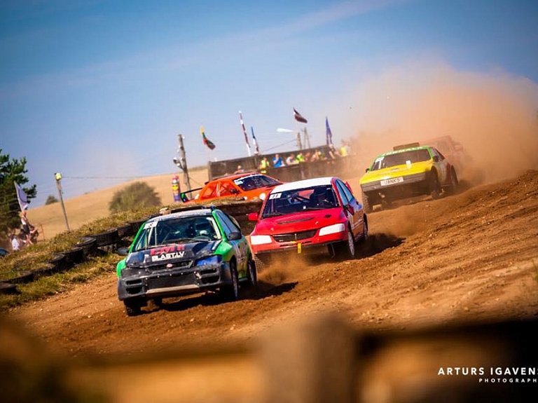 Latvijas autokrosa čempioni: Bogens, Kenigsbergs, Borševskis, Klipa, Odiņš

