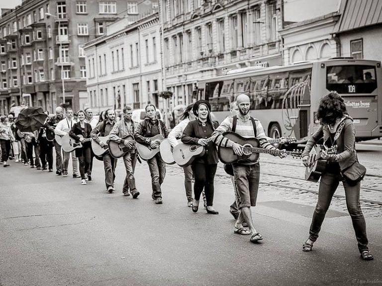 Liepājā jau otro gadu rīko "Ģitāristu svētkus"

