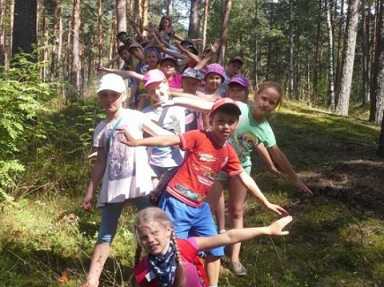 Aizvadīta otrā Ādažu novada domes rīkotā nometne "Mēs – svaigā gaisā"

