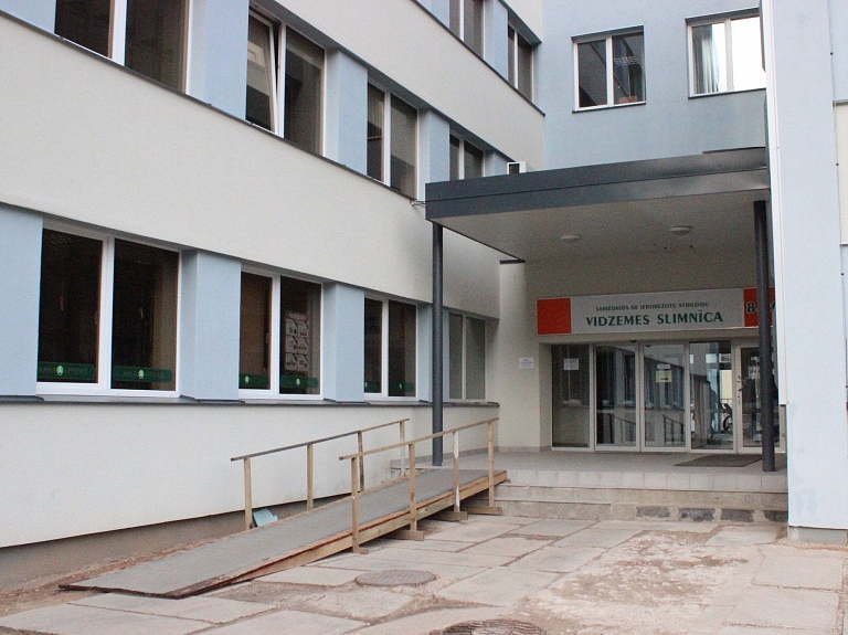 Vidzemes slimnīcas izsludinātā jaunā logo konkursa uzvarētāju paziņos līdz septembra beigām

