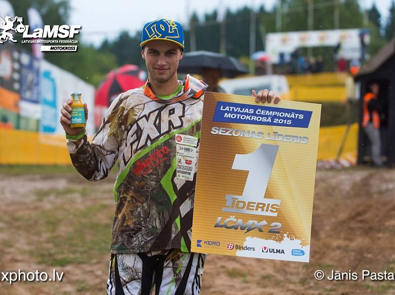 Noskaidroti 2015.gada Latvijas čempioni motokrosā

