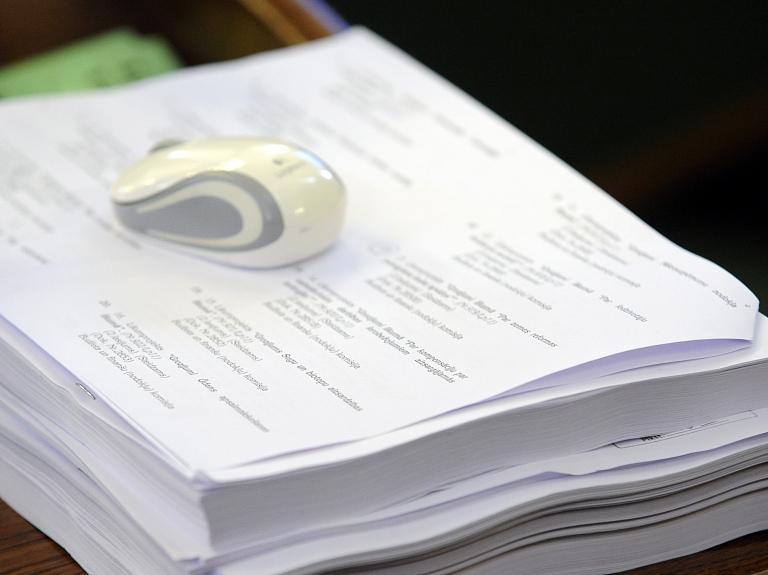 Milzīga interese par atbalstu mazajām saimniecībām; Balvos LLKC filiāle pārslogota