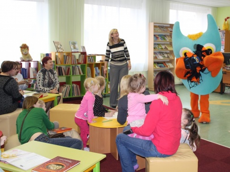 Gulbenieši iesaistās programmā "Grāmatu starts"

