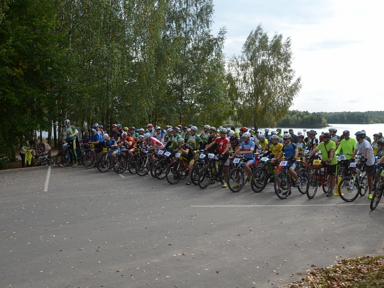 Jēkabpilī aizvadīta sporta diena