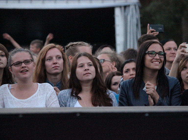 Sāk pārdot biļetes uz jubilejas festivālu "Positivus"

