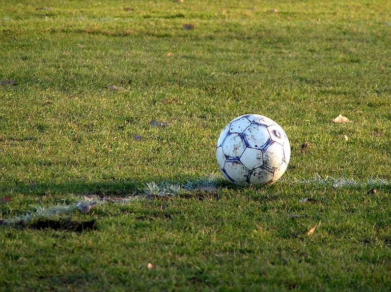 Saulkrastu vidusskolas sporta laukuma izbūvei papildus piešķirti 20 046 eiro

