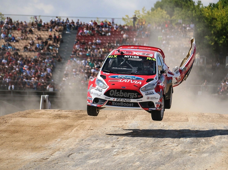 Reinis Nitišs piedalās Baltijas autošosejas noslēguma sacīkstēs 