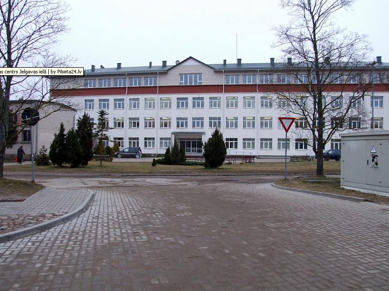 Kuldīgā viesosies V.E. ASV vēstniece Latvijā Nensija Petita

