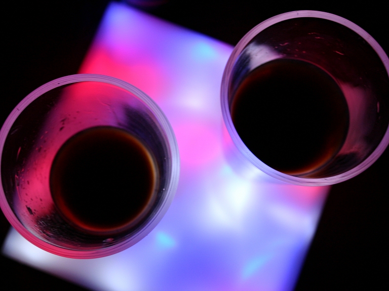 Latgalē alkohola reibumā uz ielas atrod 12 gadus vecu zēnu