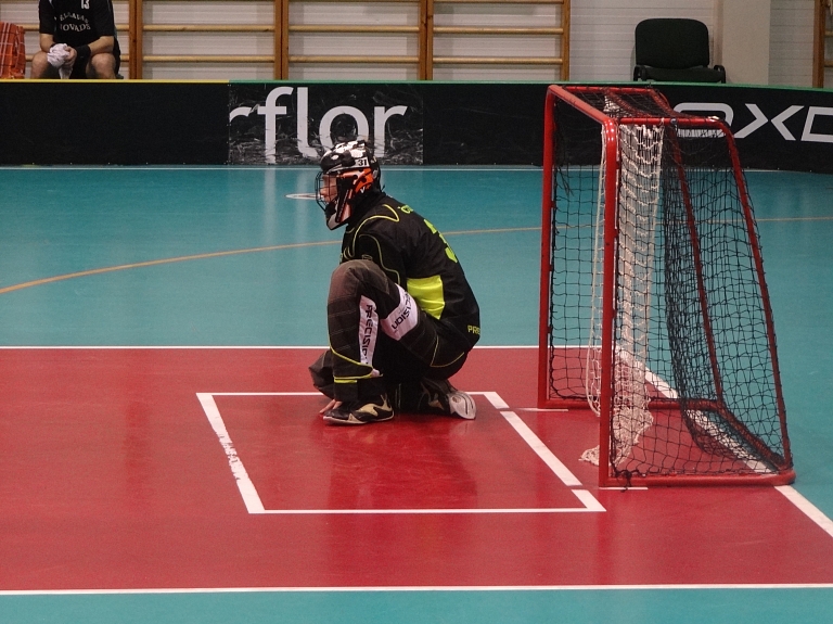 "Lekrings" florbolisti izcīna pārliecinošu uzvaru Cēsīs notiekošā "EuroFloorball" turnīra pirmajā mačā